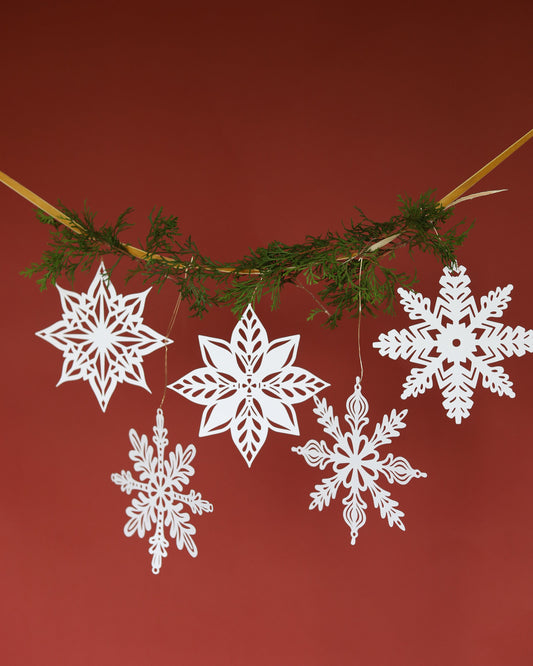 Paper Snowflake Set of 5 - Holiday Decor - Snowflakes - Winter